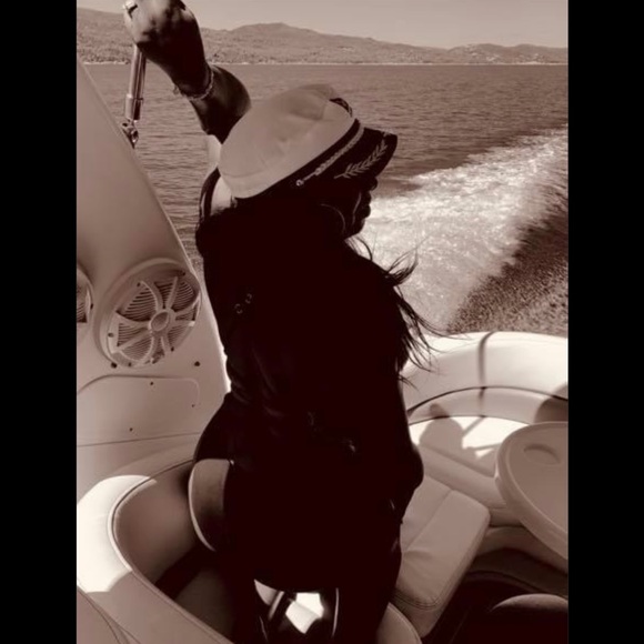 About Cali Luv Style - Picture 2 of 5